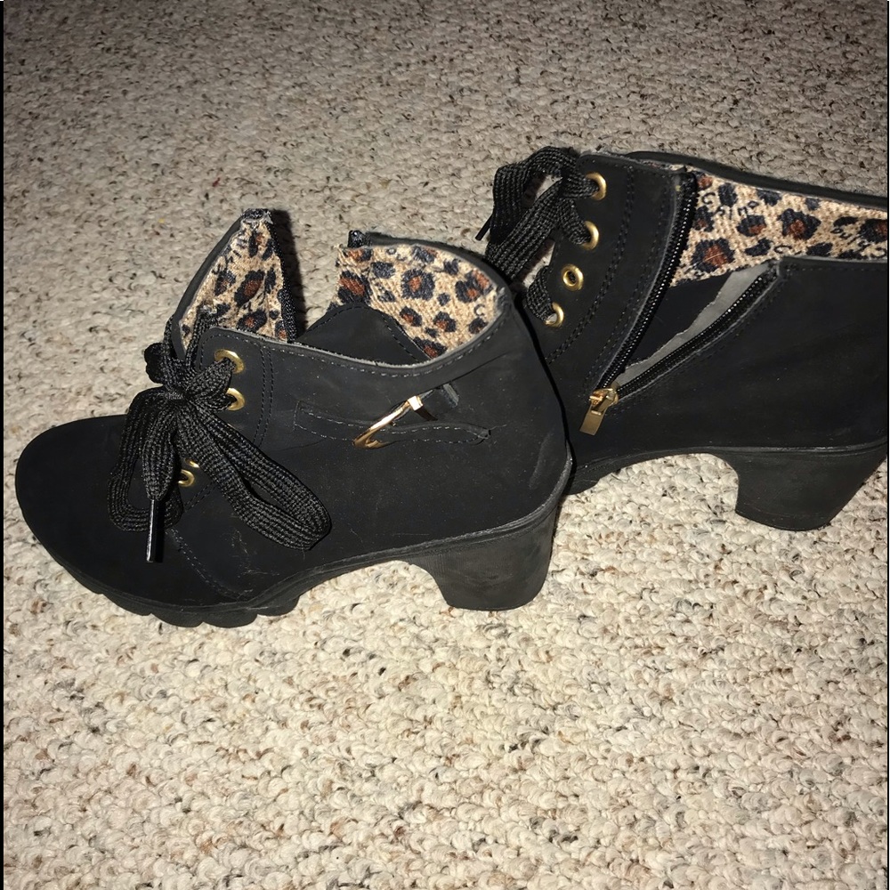 Black heels